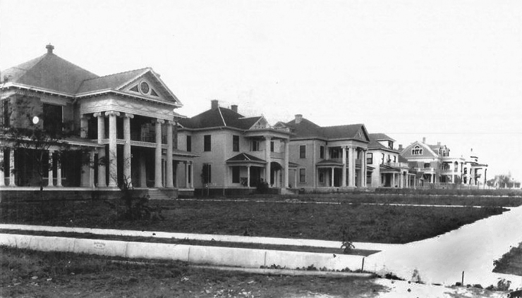 Ross Ave early 1900s Ross Ave early 1900s